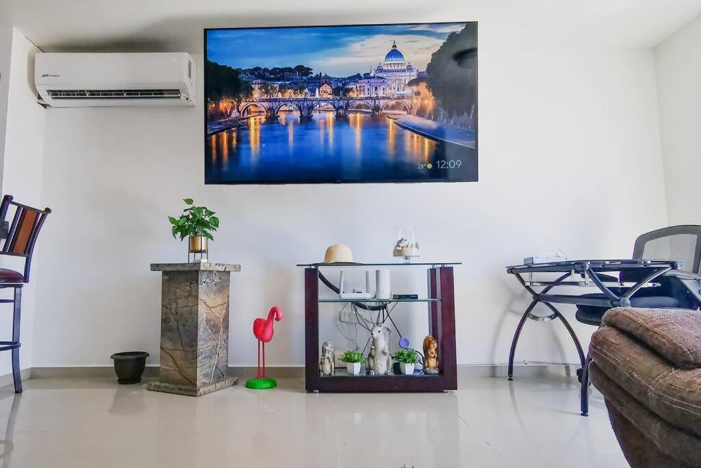 Villa Aurora Beautiful Beachfront Apartment Κανκούν Εξωτερικό φωτογραφία